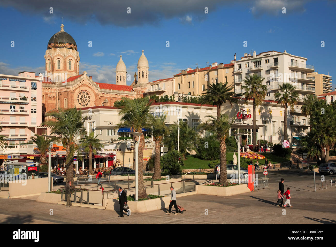 VILLAGE OF ST RAPHAEL COTE D'AZUR Stock Photo Alamy