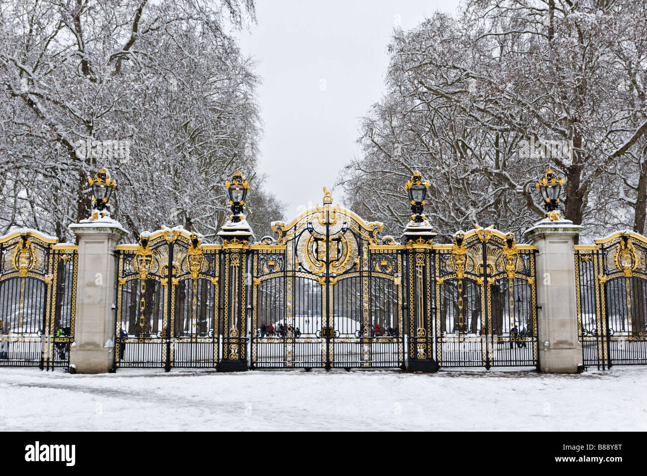 Ornamental Gate to St James Park London Stock Photo