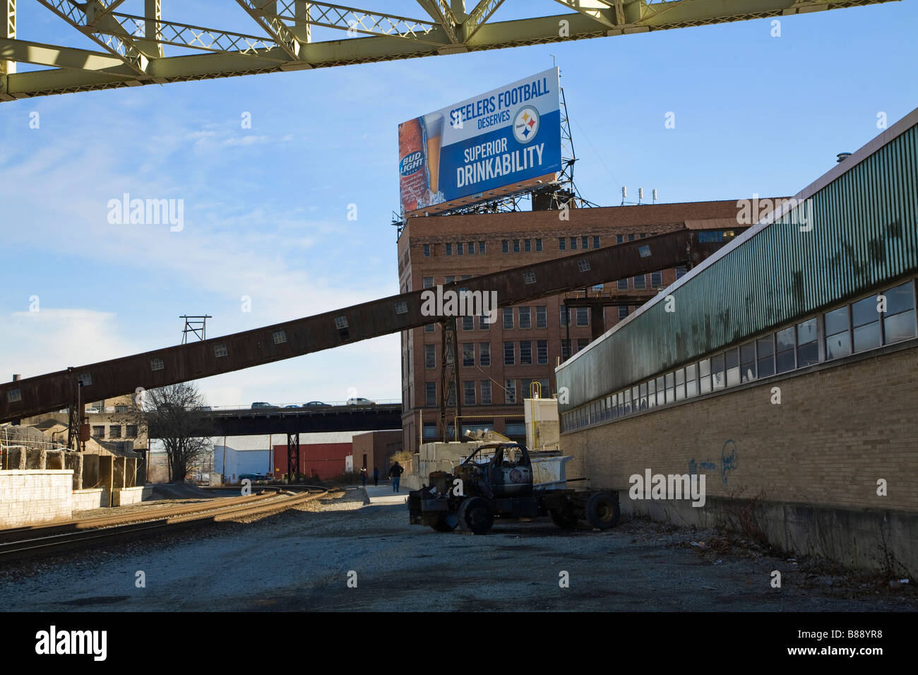 Railway line and warehouse buildings in Pittsburgh Stock Photo Alamy