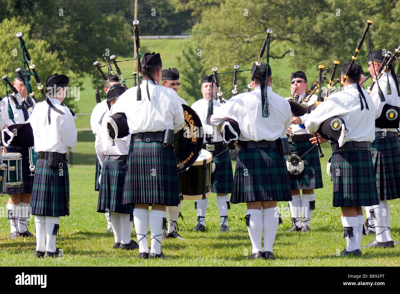 Female and bagpipes hires stock photography and images Alamy