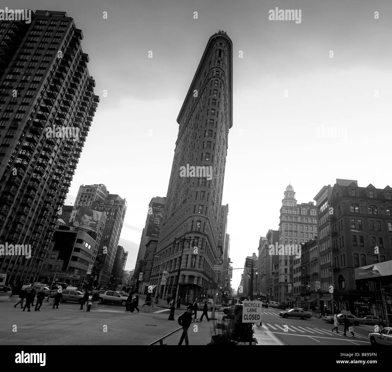 Tall gray building hi-res stock photography and images - Alamy