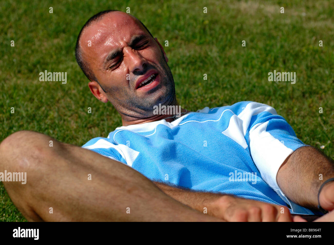 Football player injured hires stock photography and images Alamy