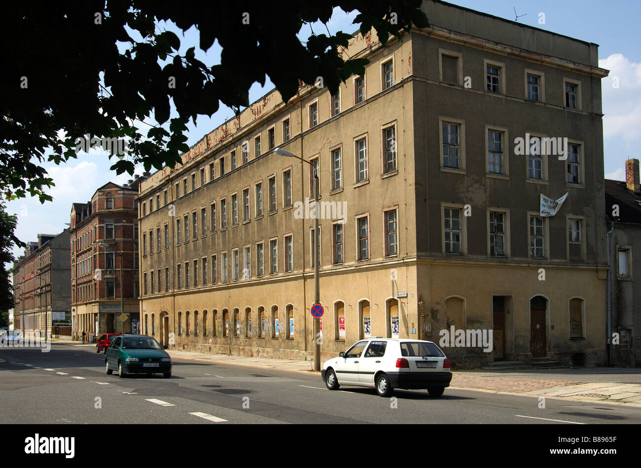 Run down premises from the communist time for sale in George street, Georgstrasse, Chemnitz, Saxony, East Germany Stock Photo