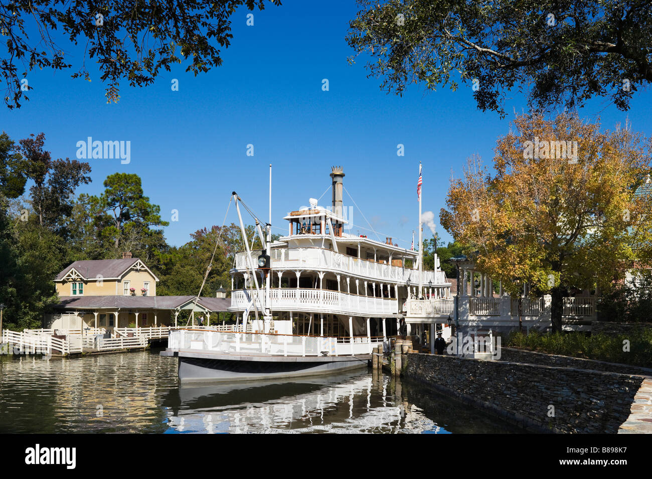 Liberty Square Riverboat, Magic Kingdom, Walt Disney World Resort, Lake Buena Vista, Orlando, Florida, USA Stock Photo