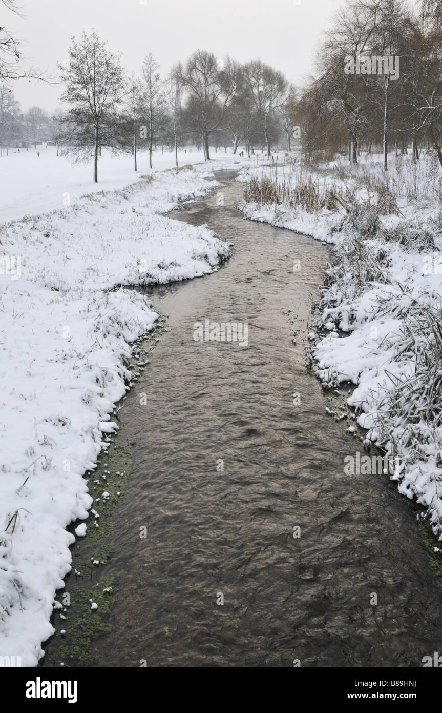 Chalk stream Gade River in winter. Gadebridge Park Hemel Hempstead UK