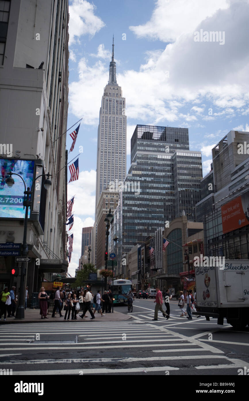 buildings from new york and empire state building Stock Photo Alamy
