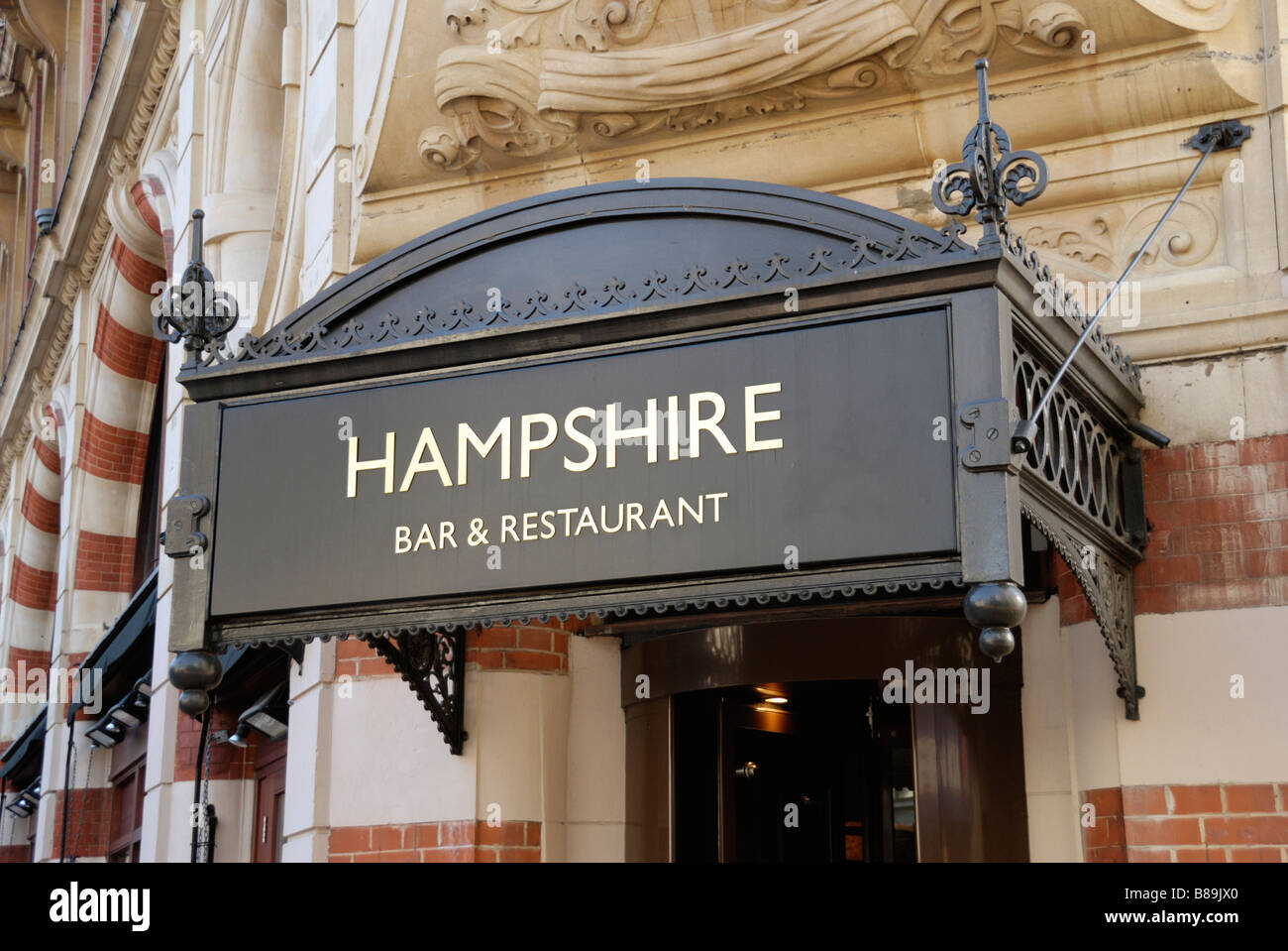Radisson Edwardian Hampshire Hotel bar and restaurant Leicester Square