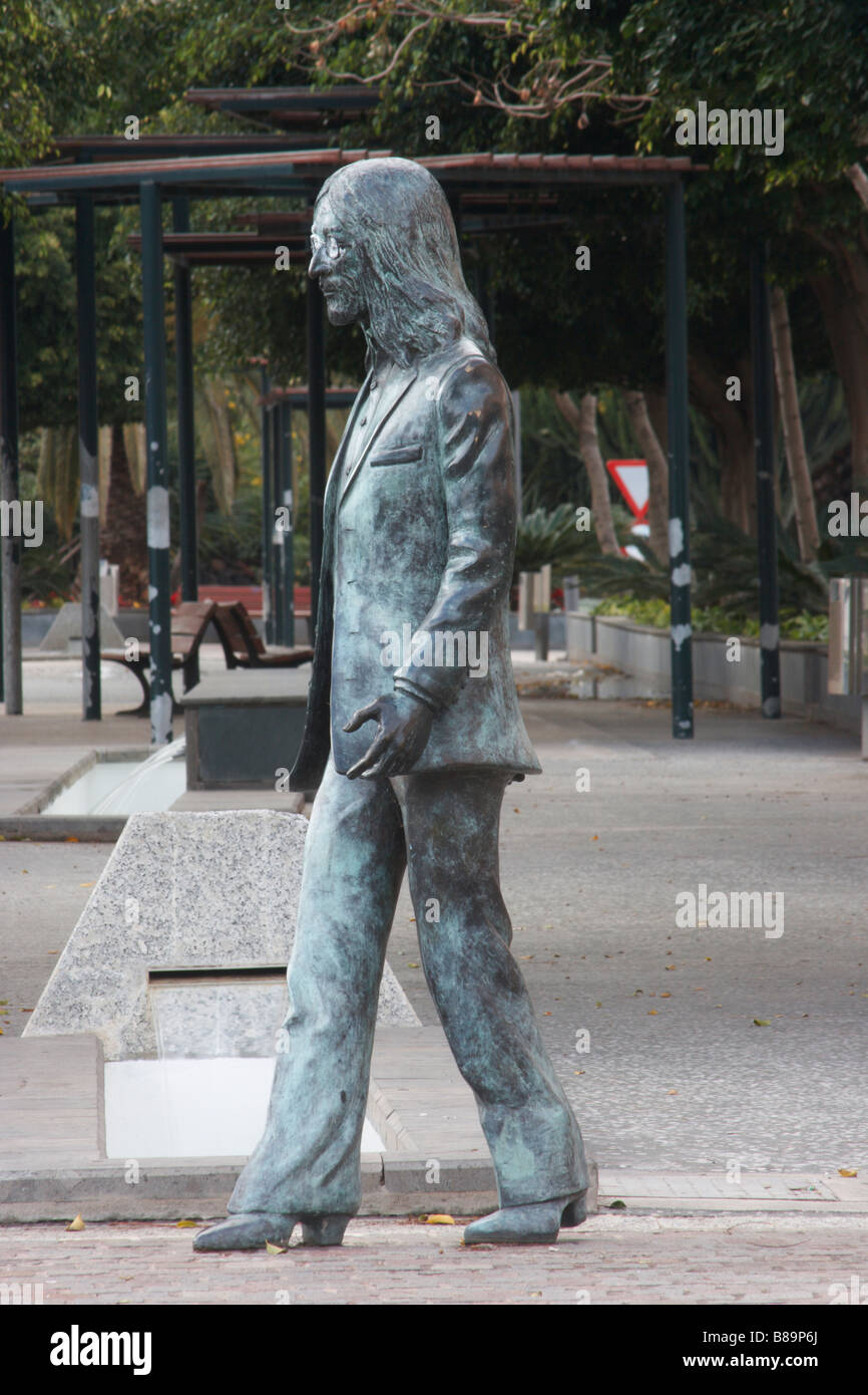 Statue of John Lennon on Gran Canaria Stock Photo Alamy