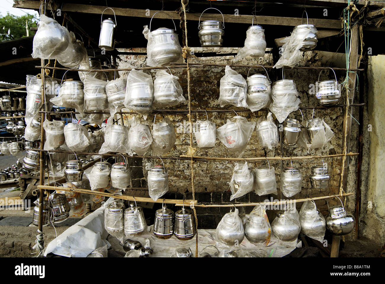 Shop selling stainless steel utensils outside Sachkhand Gurudwarasaheb