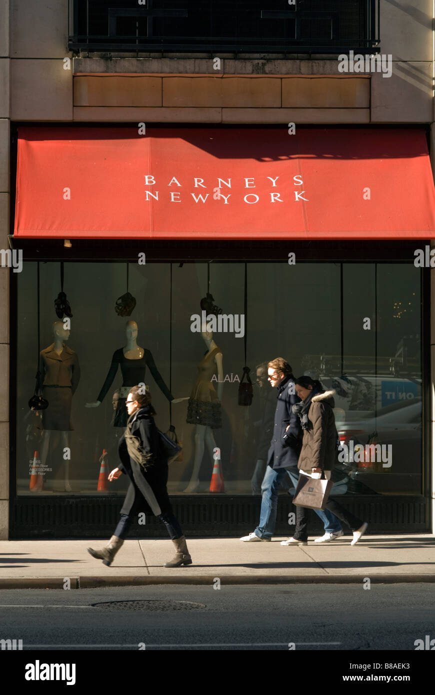 Barneys new york exterior hi-res stock photography and images - Alamy