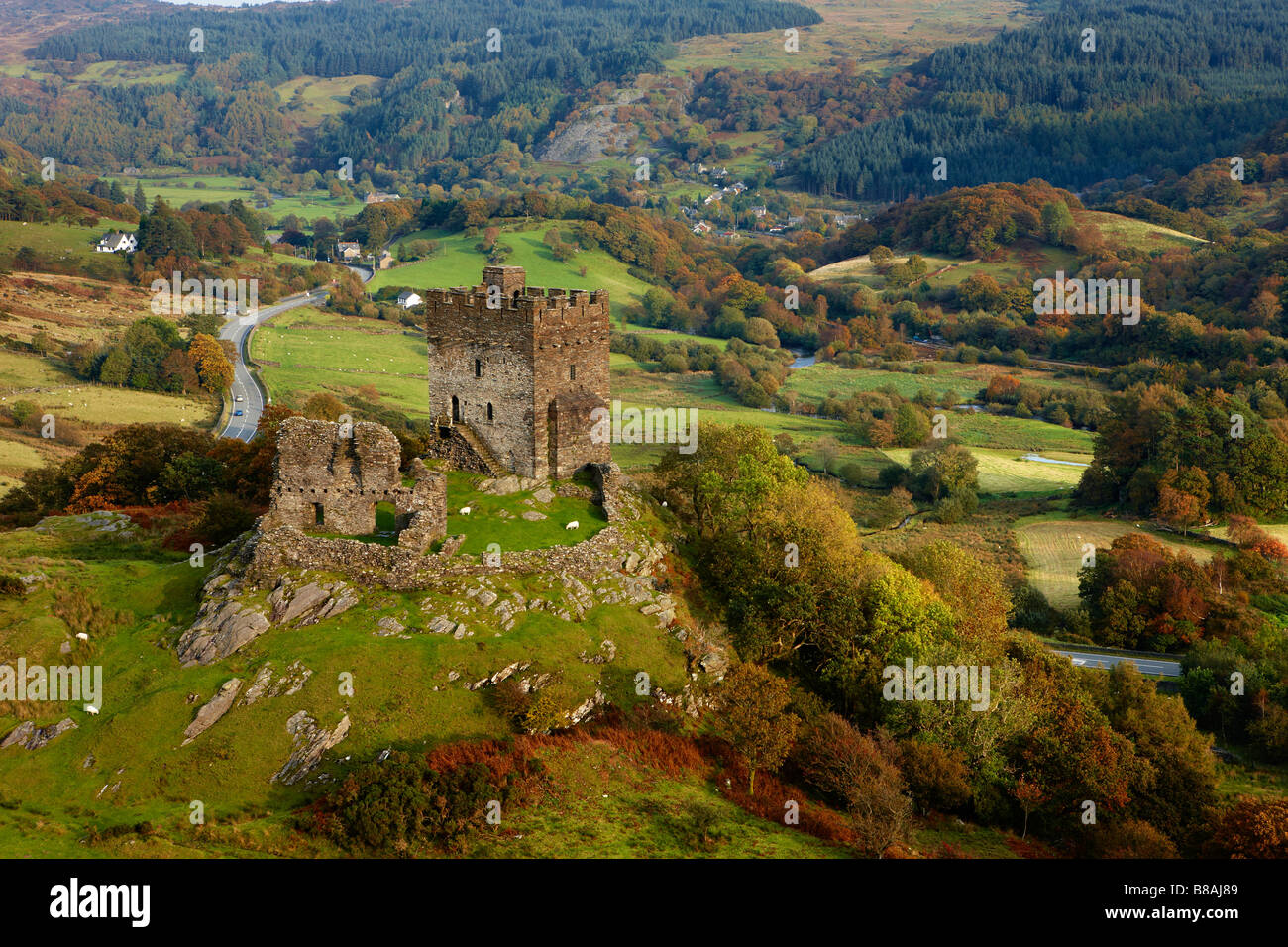 Dolwyddelan Castle, Dolwyddelan, nr Betws y Coed, Snowdonia National Park, North Wales Stock Photo