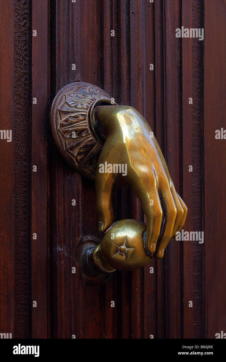 Gold door knocker hires stock photography and images Alamy