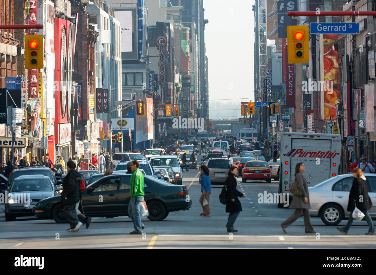 Busy Yonge St   Gerrard St  Intersection, Toronto,Ontario Stock Photo