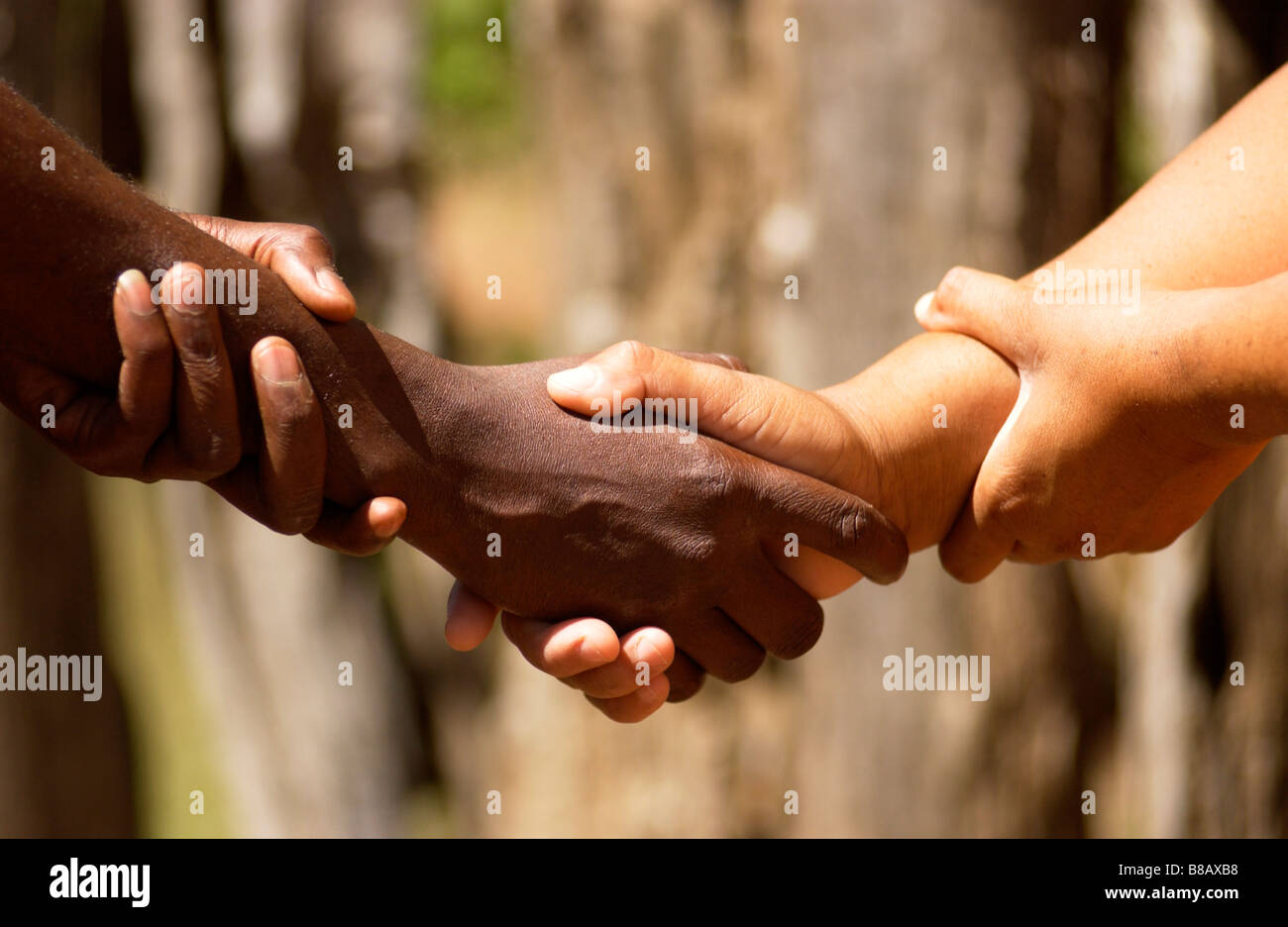 Traditional greeting africa hi res stock photography and images Alamy