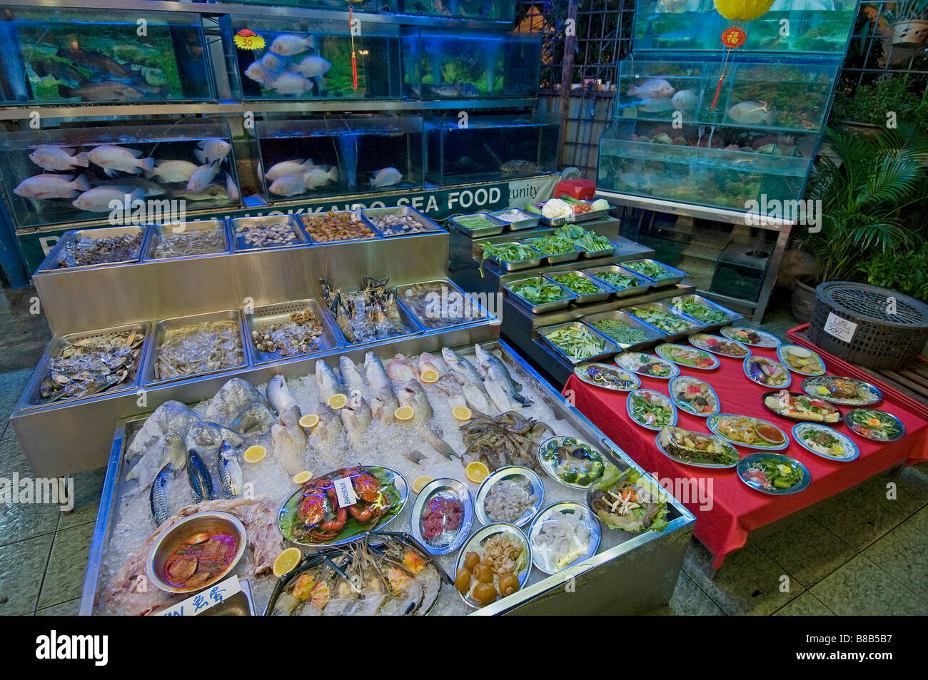 Chinatown Kuala Lumpur Restaurant Malaysia Market Stock Photo - Alamy