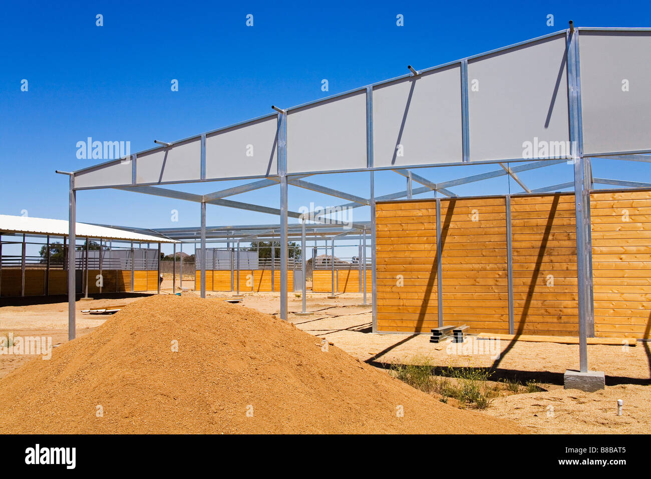 Us Country Barns Construction Stock Photos Us Country Barns