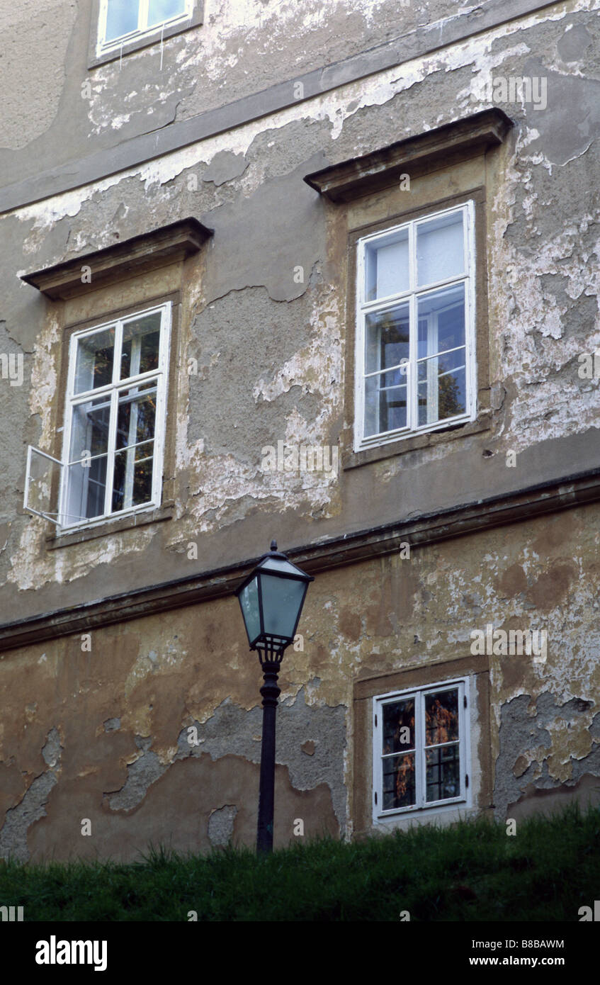 Gas lantern street lamp hi-res stock photography and images - Alamy