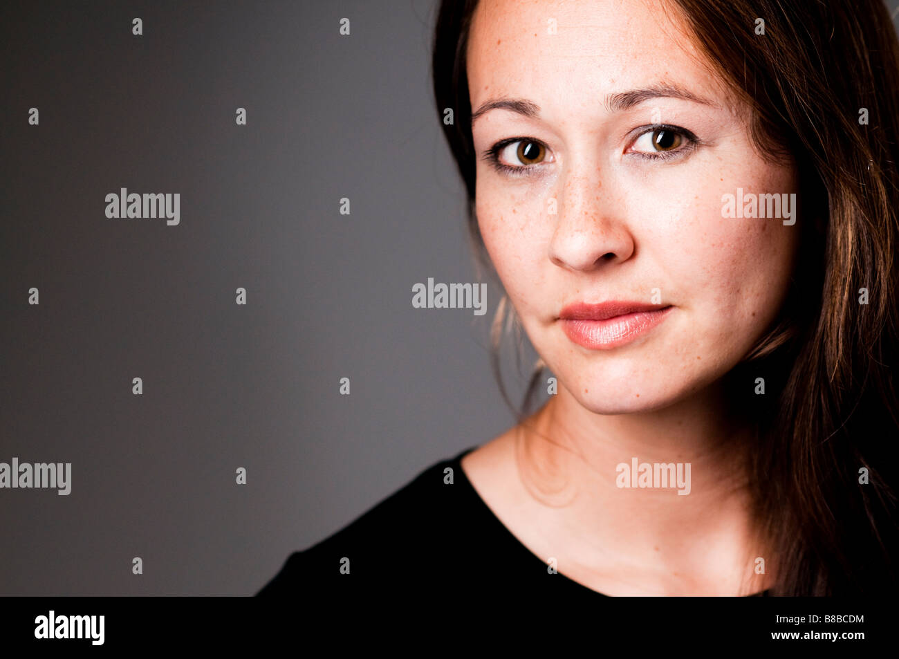 Asian model portrait studio hi-res stock photography and images - Alamy