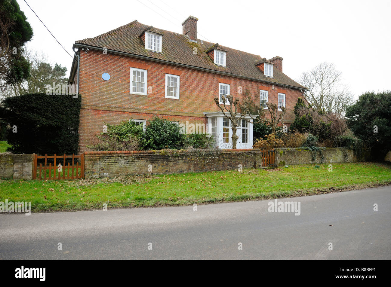 Farley Farmhouse in Chiddingly, East Sussex. The home of Lee Miller and surrealist Roland Penrose. Picture by Jim Holden. Stock Photo