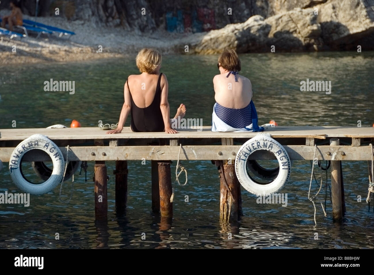 Mature women sunbathing beach hi-res stock photography and images - Alamy