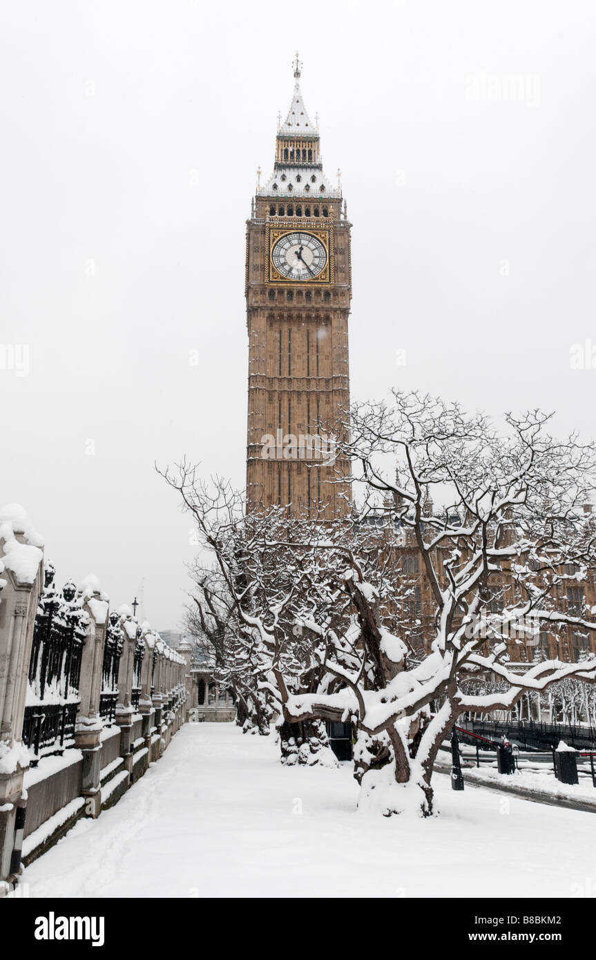 Big Ben and Palace of Westminster in the snow London England UK Stock Photo
