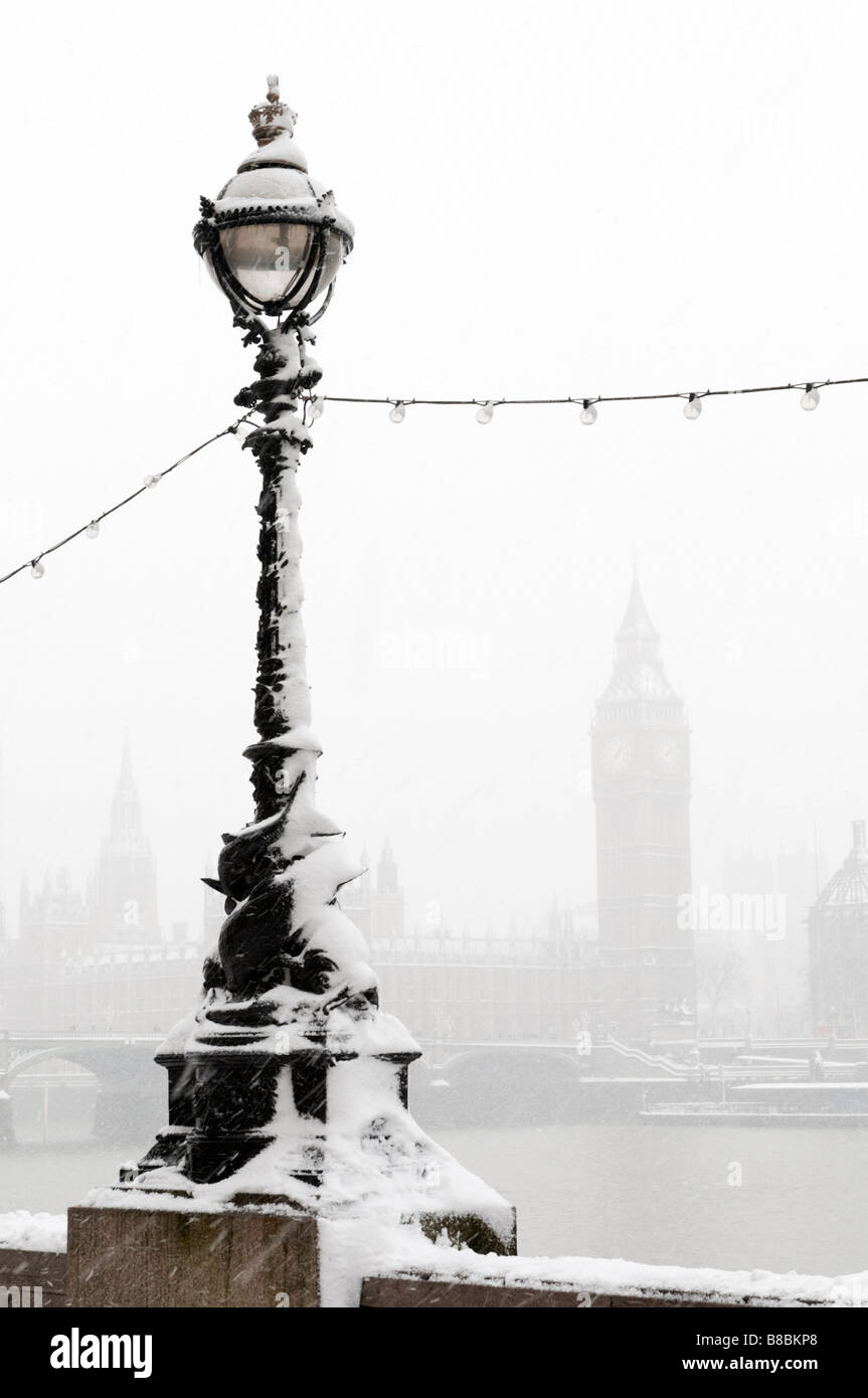 Big Ben and Palace of Westminster in the snow, London, England, UK Stock Photo