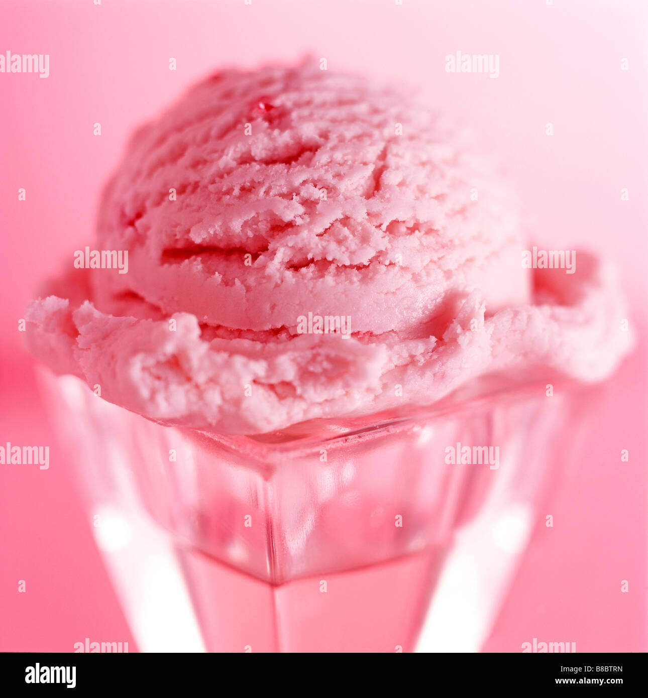 Scoop Pink Ice Cream Stock Photo - Alamy