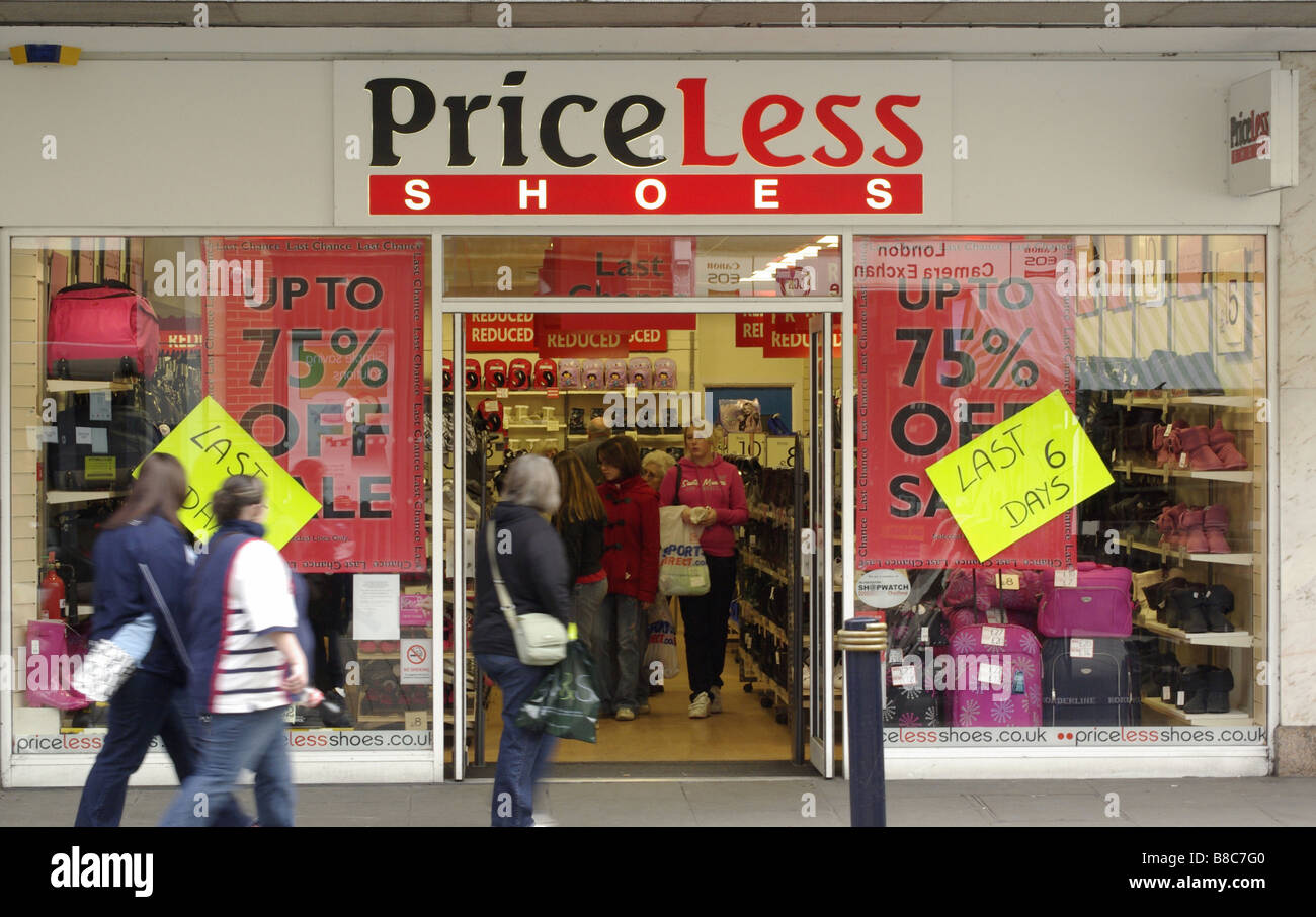 shoes for less store