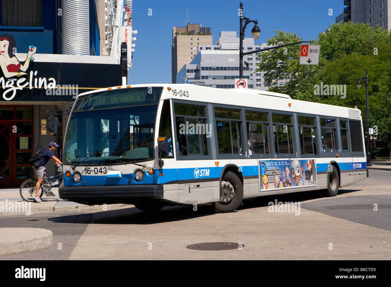 City Bus, Montreal, Quebec Stock Photo - Alamy