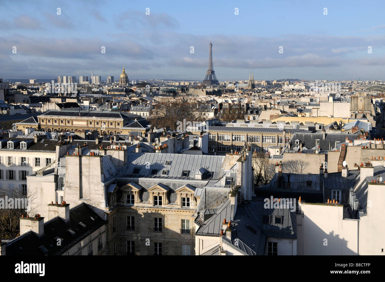 toits  de Paris la Tour Eiffel France Stock Photo