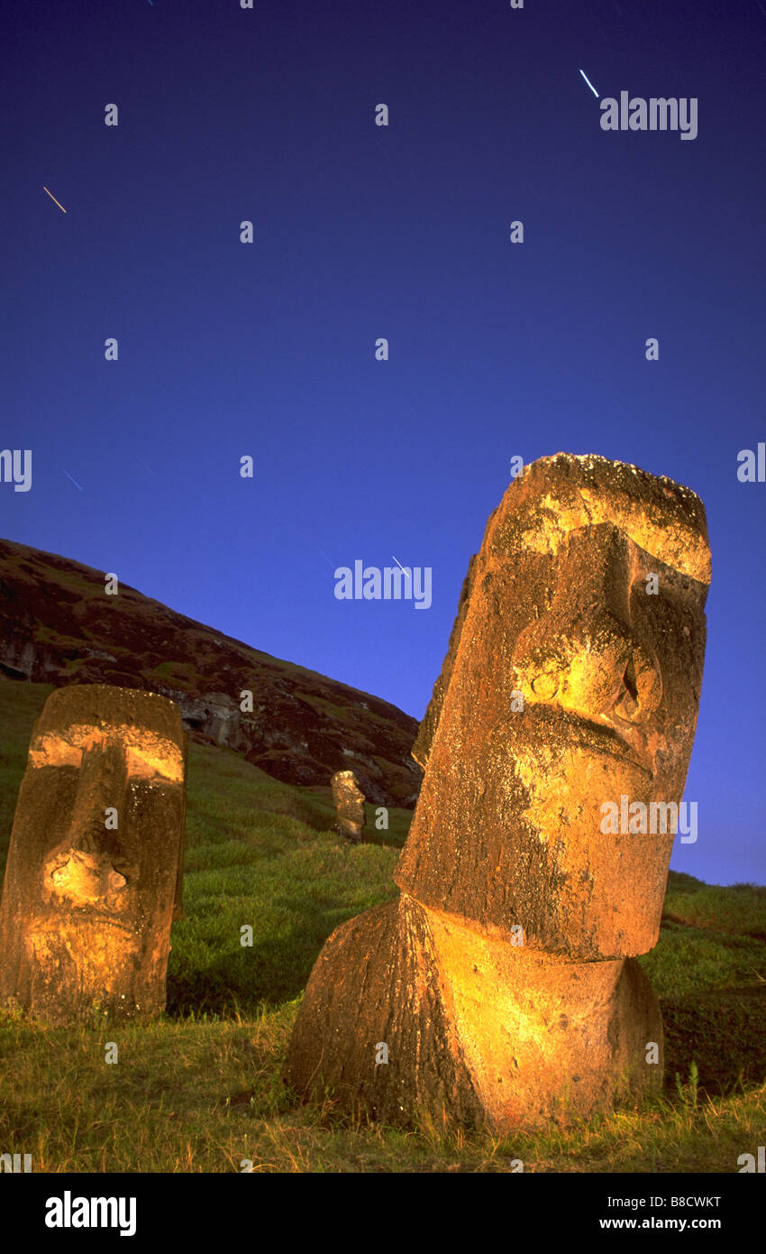 FV1067, Dave Nunuk; Head monuments  Easter Island, Chile, Moai  Rano Raraku Stock Photo