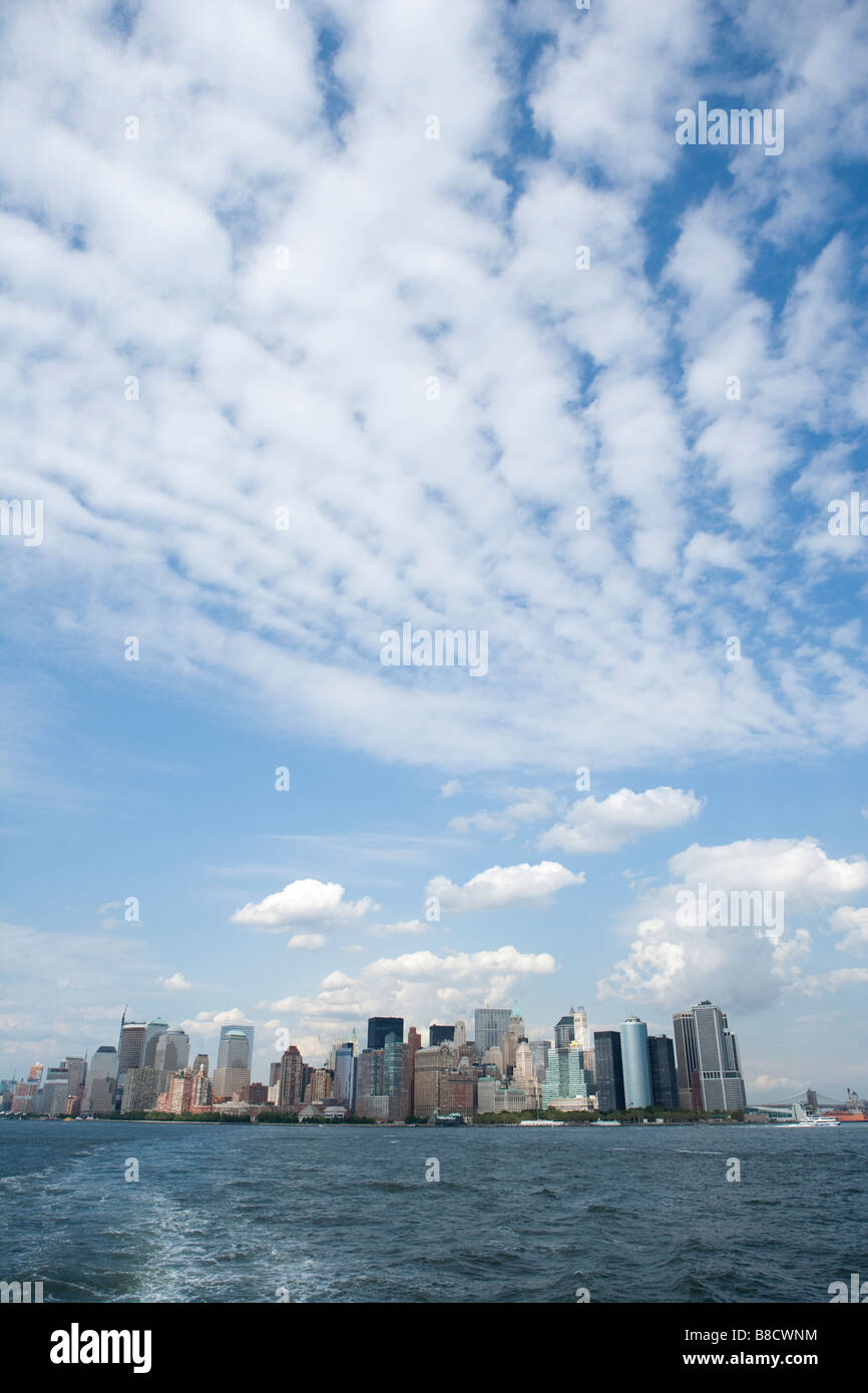 beautiful cloudy sky above new york city Stock Photo - Alamy
