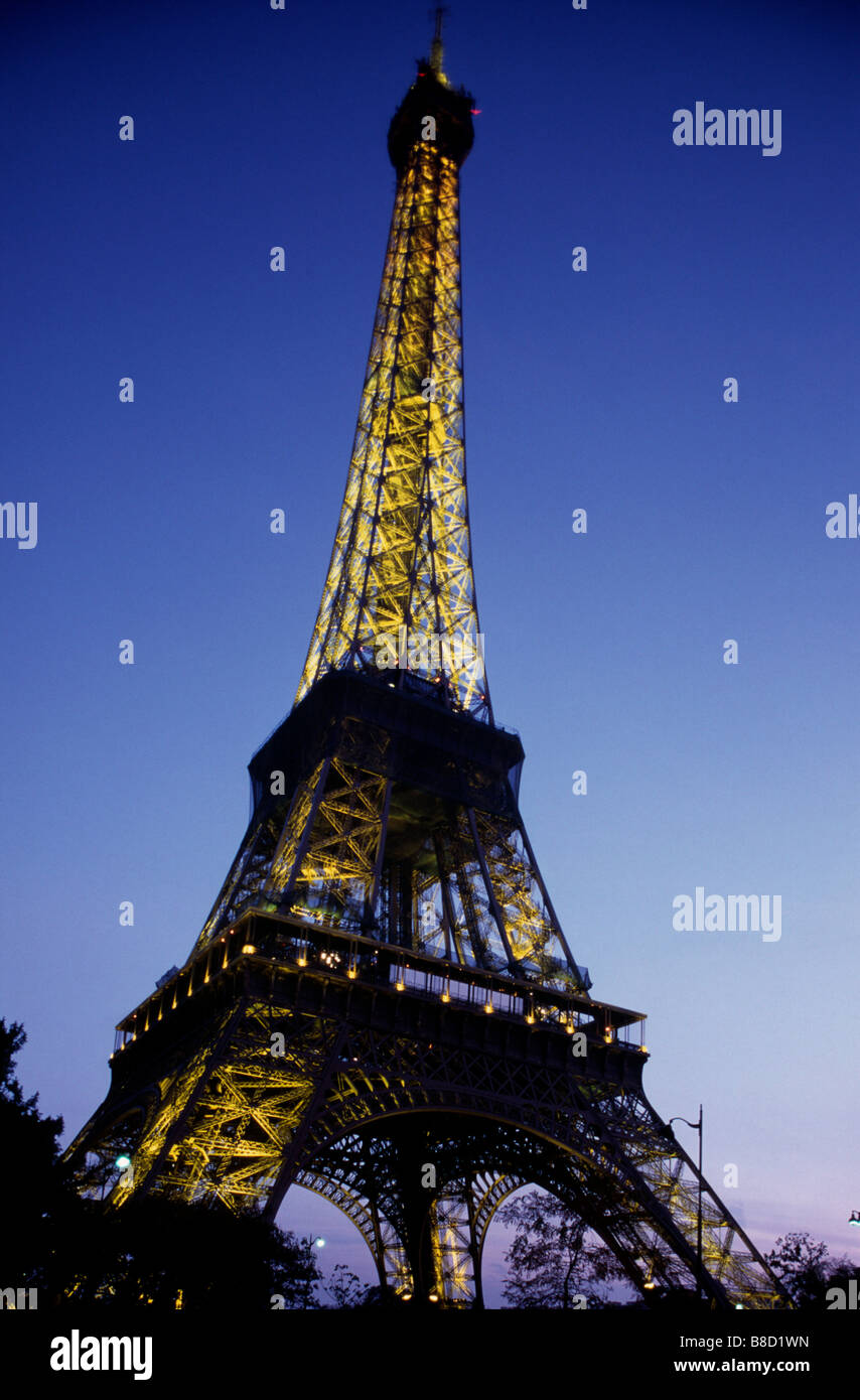 FV3009, Malek Chamoun; Paris, Eiffel Tower Stock Photo