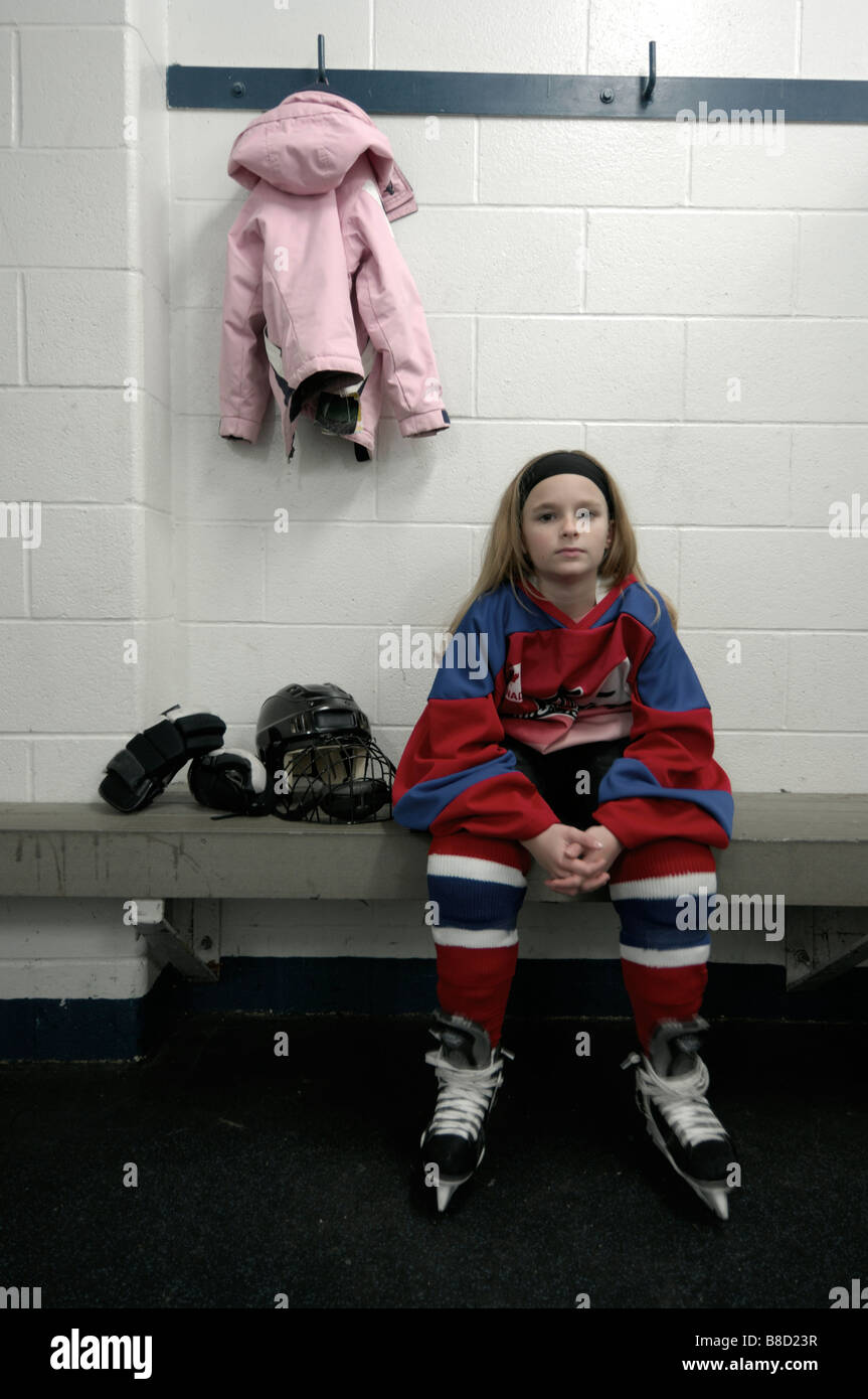 Hockey player in dressing room hi-res stock photography and images - Alamy