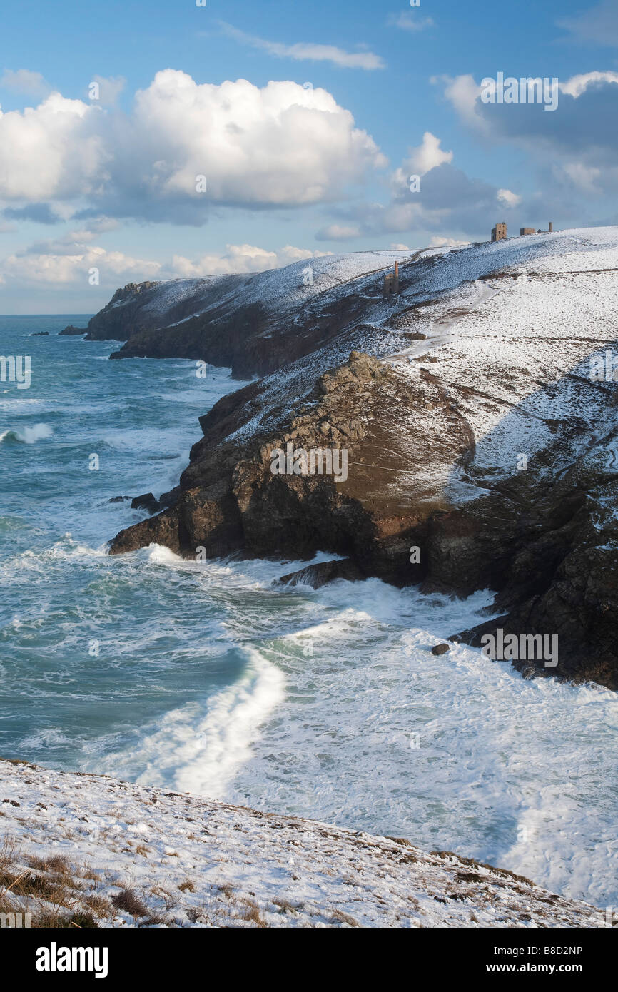 Wheal Coates and Towanroath mine in the snow taken from Chapel Porth in Cornwall U.K Stock Photo