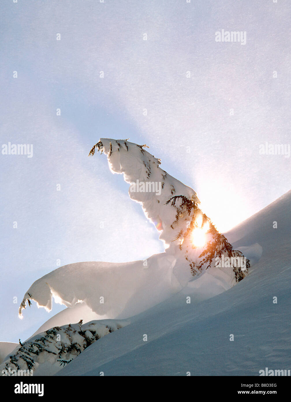 Chilly sunset over mountain hi-res stock photography and images - Alamy