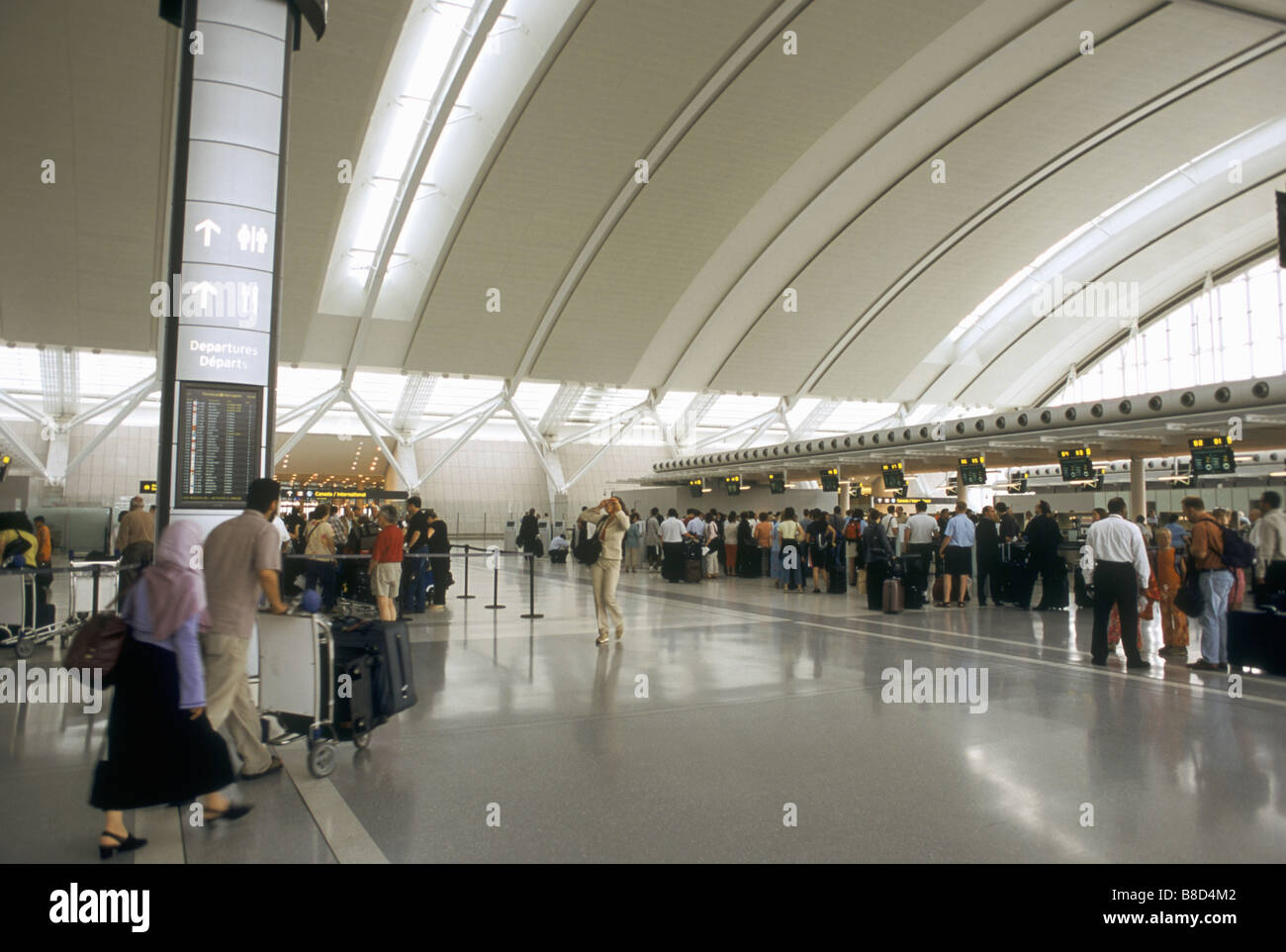 Terminal 1 Departures, Pearson Airport, Toronto,Ontario Stock Photo Alamy