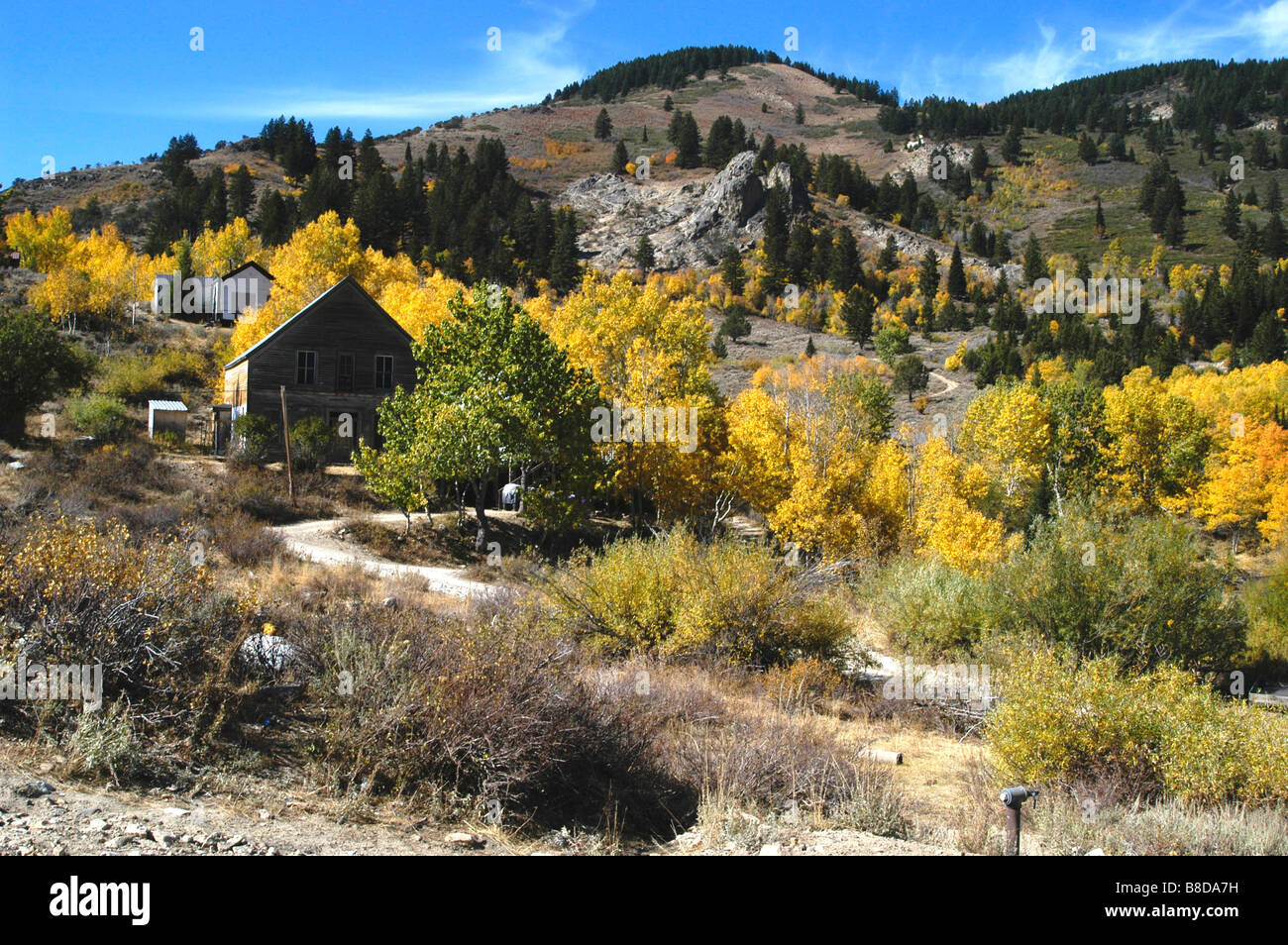 USA, Idaho, Silver City, Ghost Town in the Owyhee Mountains, Houses on
