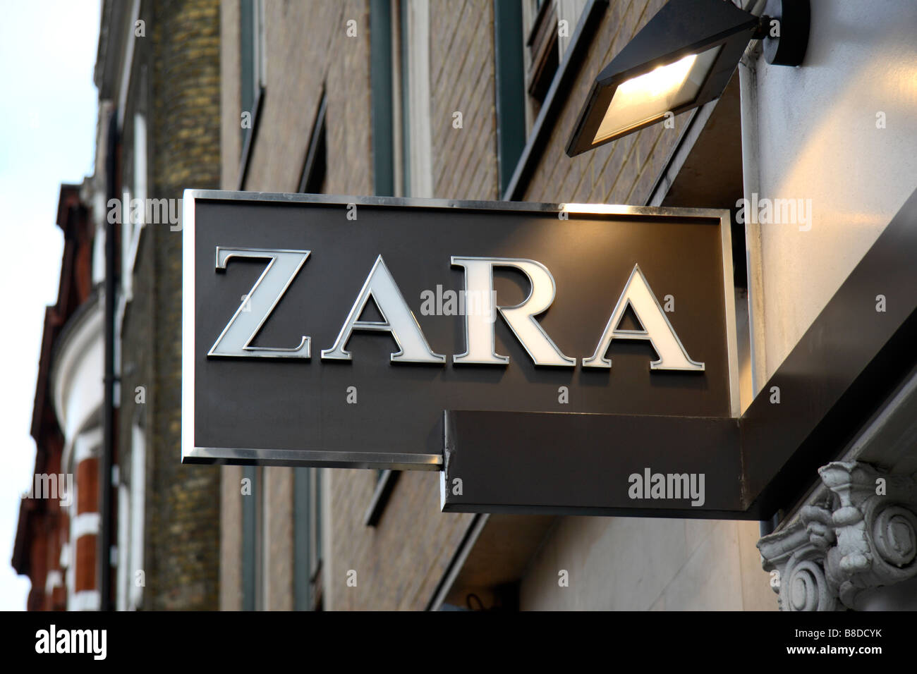 A sign outside the Zara clothing shop, Covent Garden, London. Jan 2009 ...