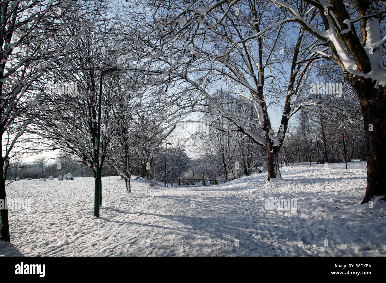 Beautiful snow-scape on the summit of Hilly Fields Park, Lewisham, during the London snow event Stock Photo