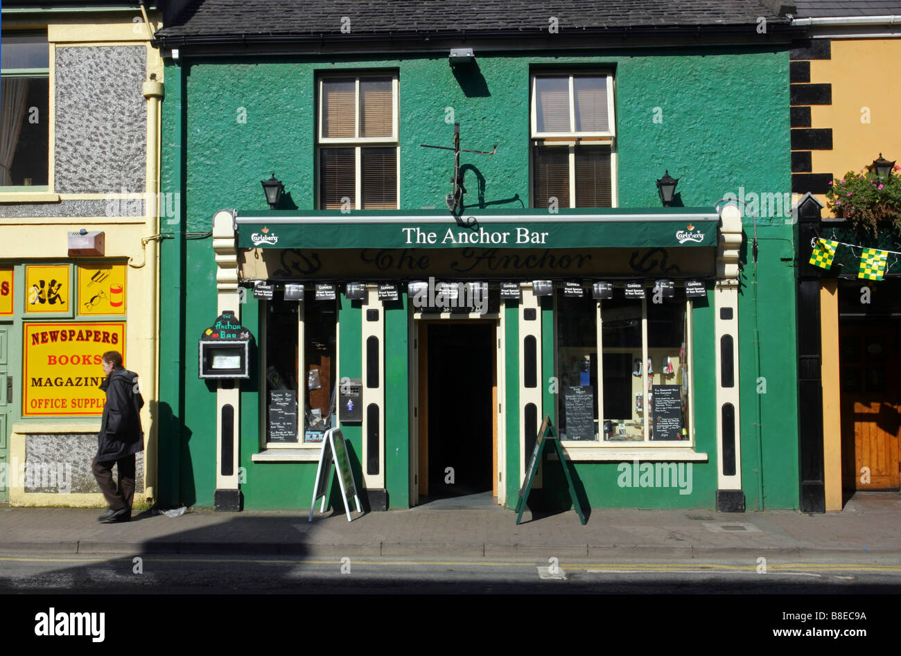 Ireland Kerry Ring of Kerry Cahersiveen Irish pub restaurant bar The