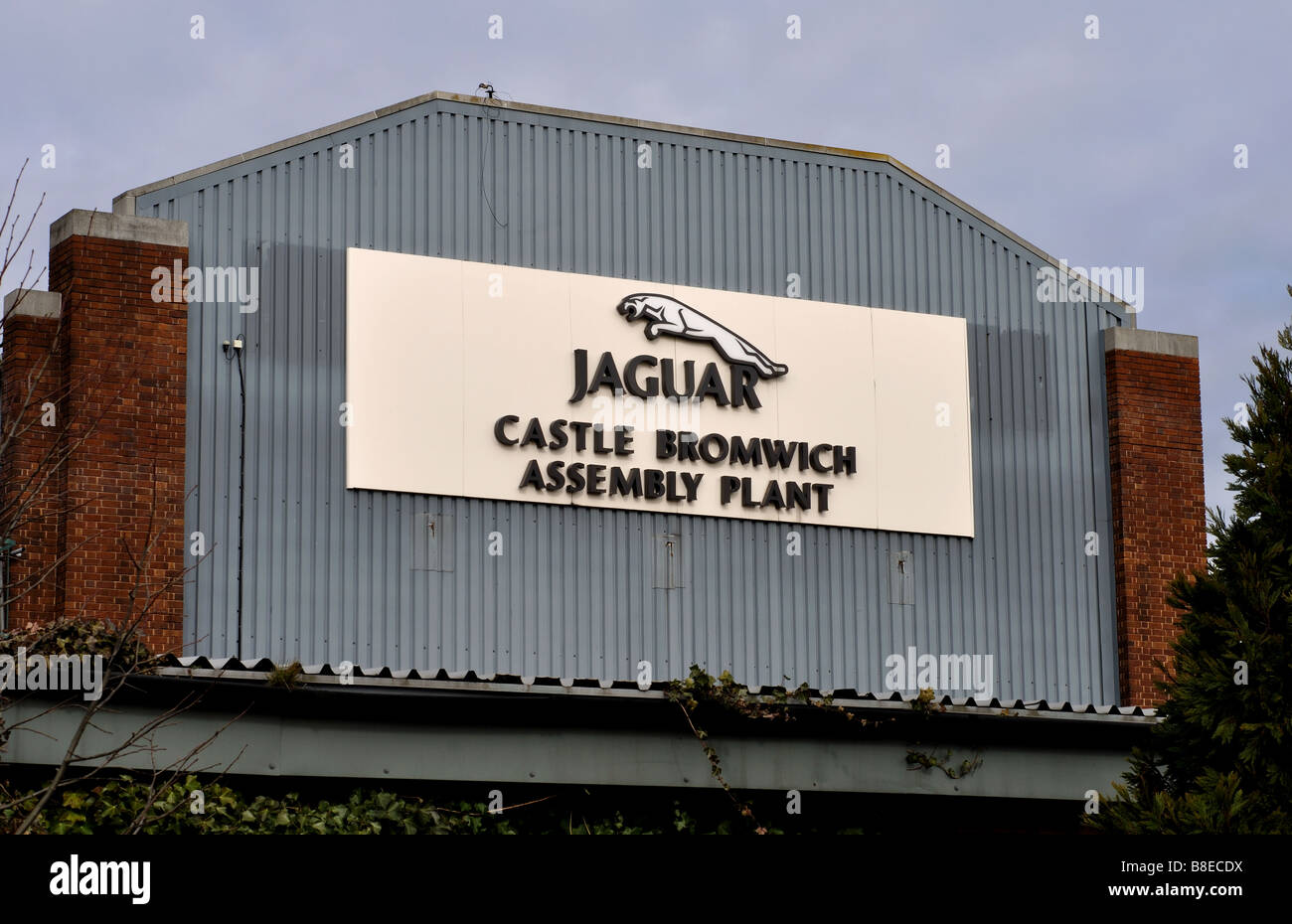 Jaguar Castle Bromwich Assembly Plant, Birmingham, UK Stock Photo Alamy