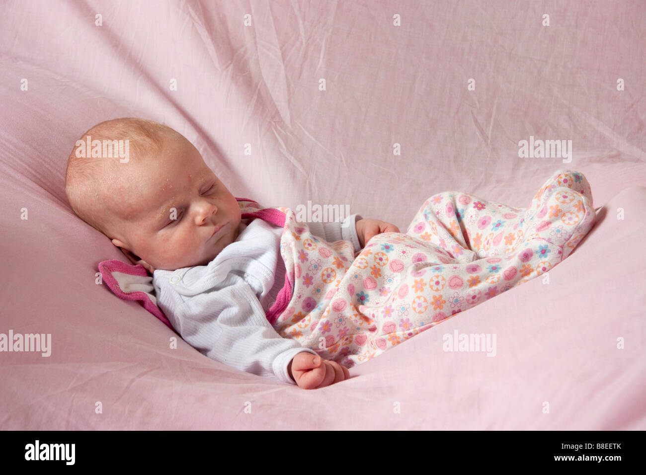 1 month old baby girl Stock Photo Alamy