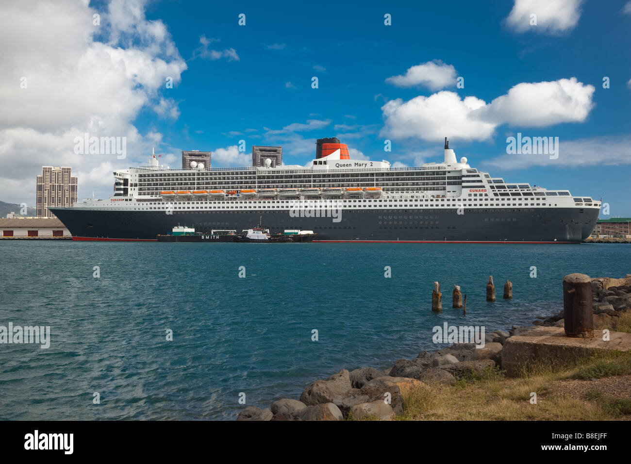 The Queen Mary 2 cruise ship docked in Honolulu, Hawaii on a stop during around the world cruise. Stock Photo