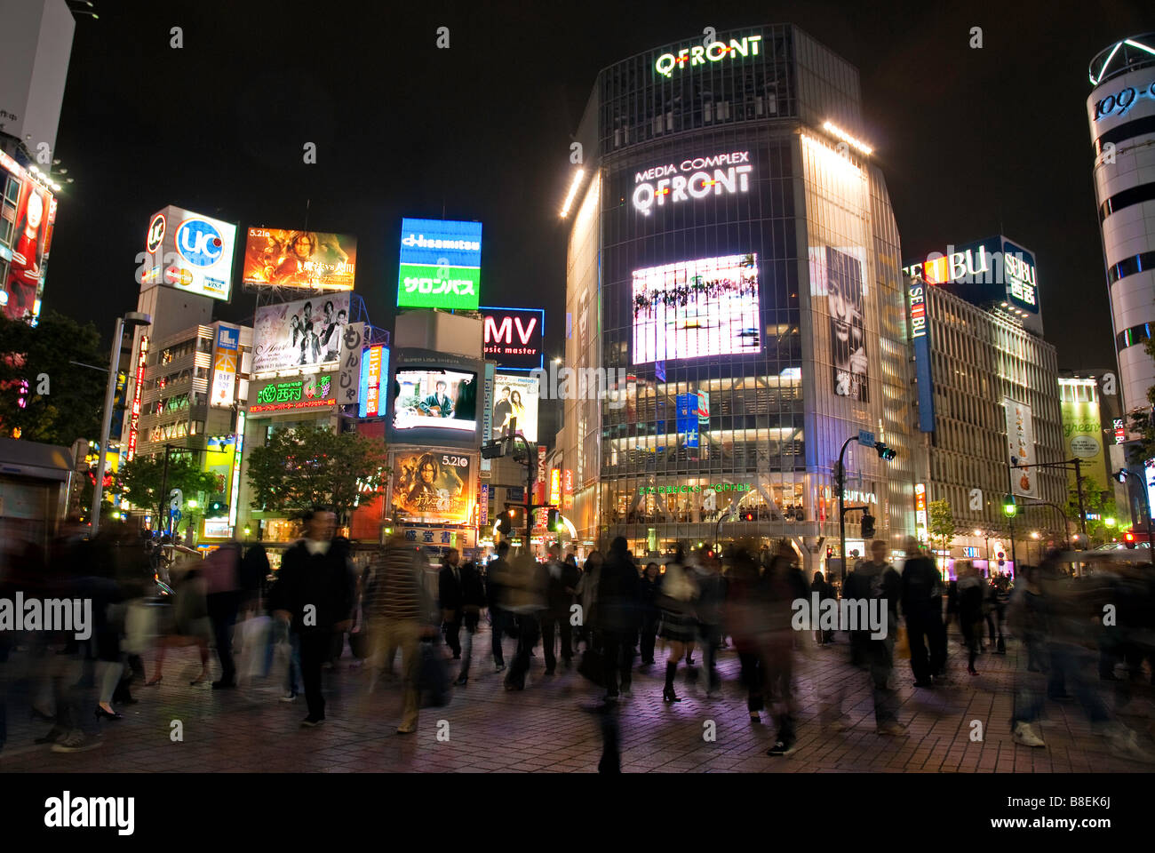Shibuya crossing hachiko square tokyo japan asia Stock Photo
