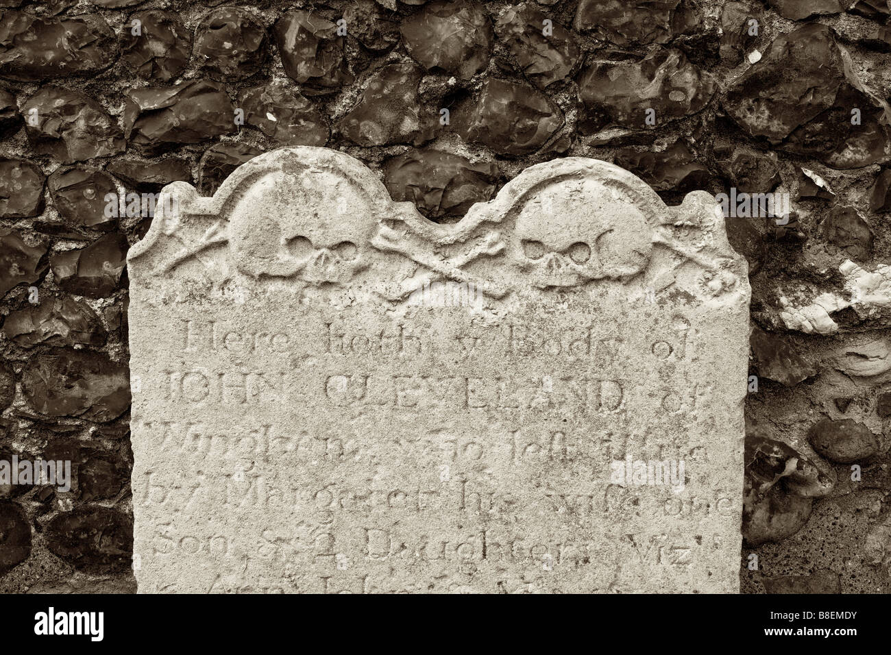 Tombstone in a Kent churchyard, England UK Stock Photo