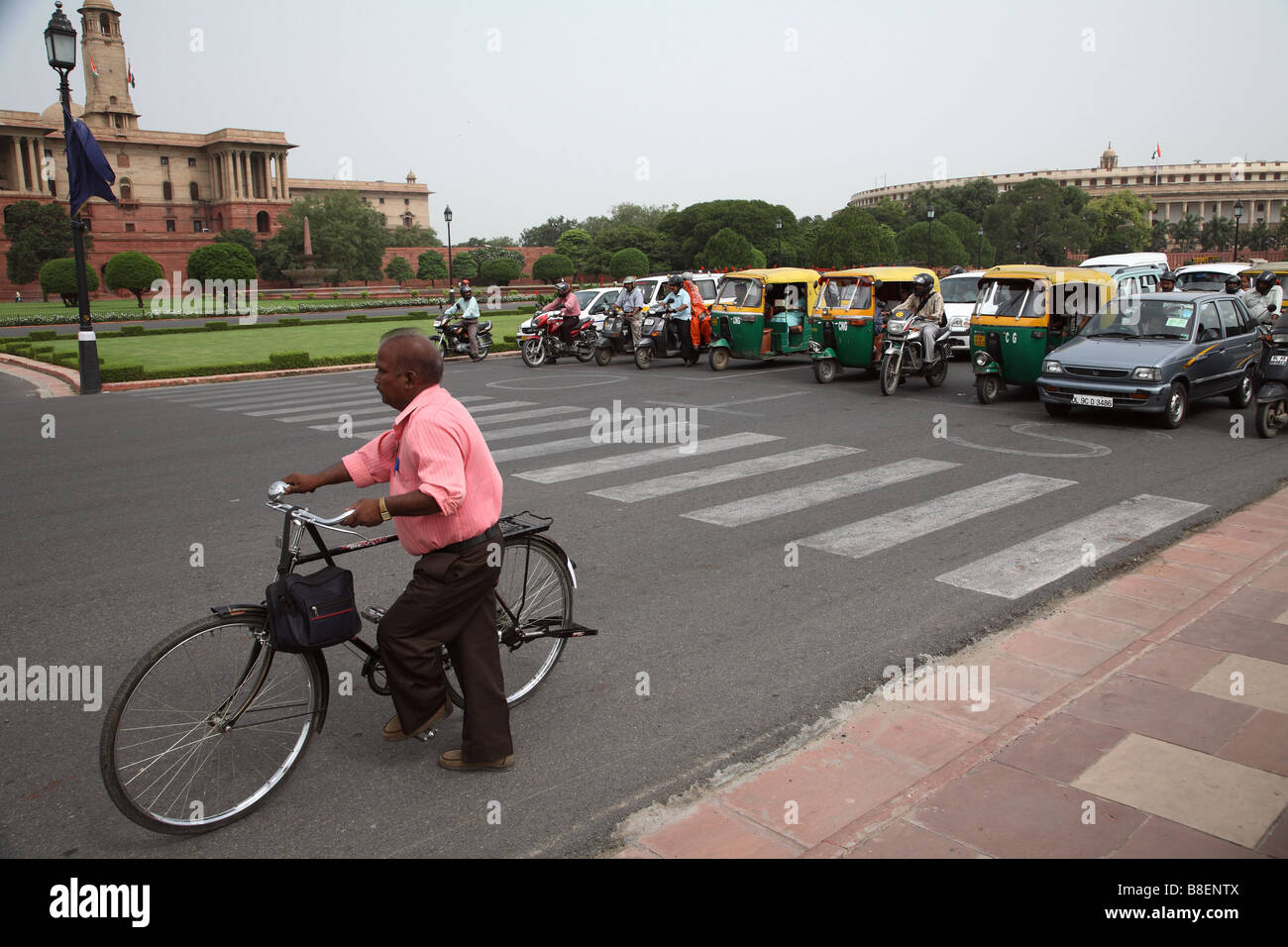 India, Delhi, bicycle in the street Stock Photo Alamy