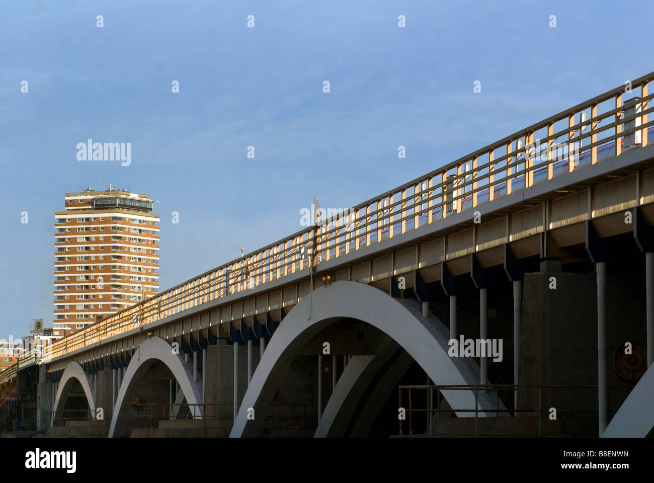 Tower bridge frame hi-res stock photography and images - Alamy