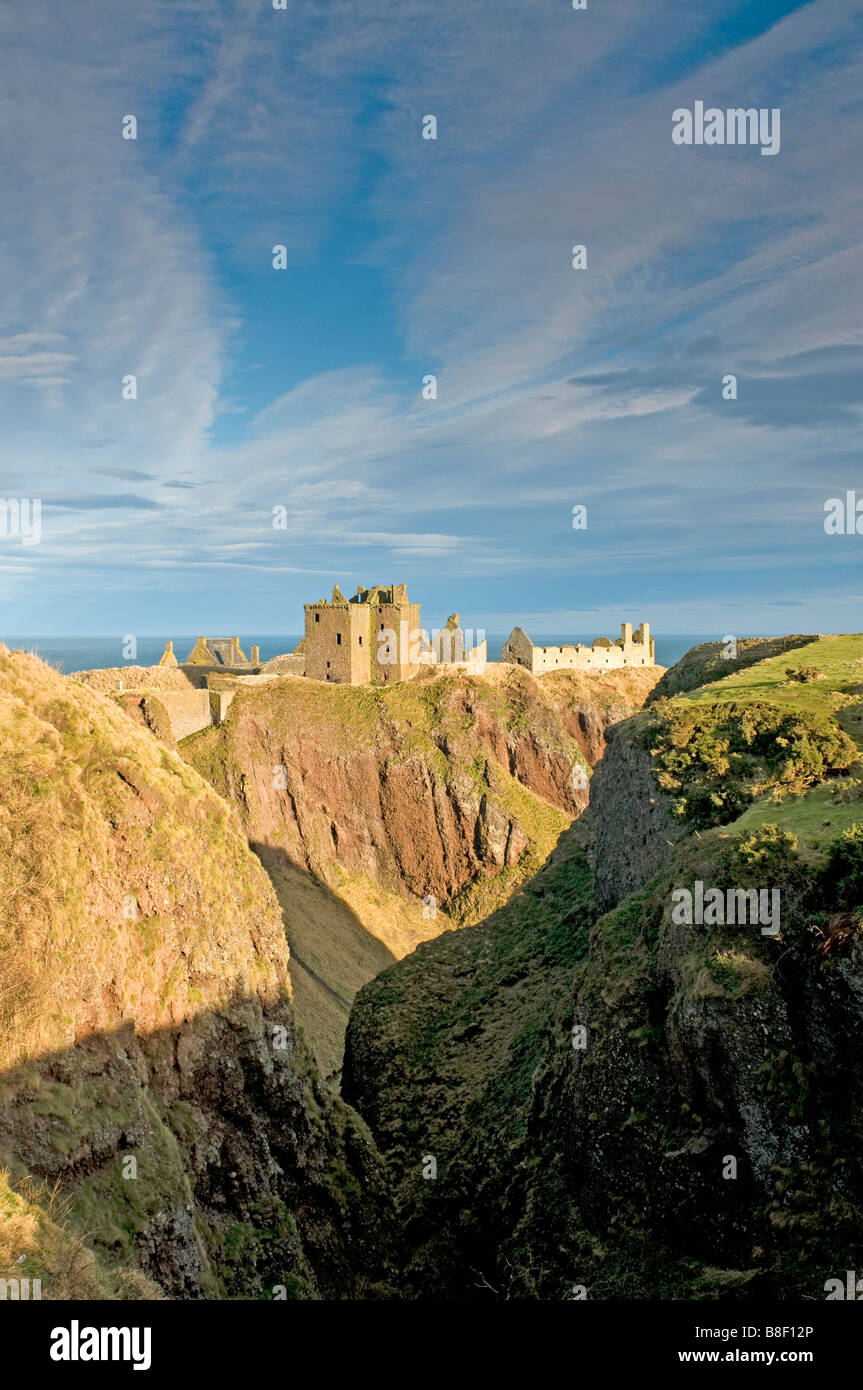 Dunnottar Castle near Stonehaven Aberdeenshire Grampian Region Highland Scotland UK   SCO 2197 Stock Photo