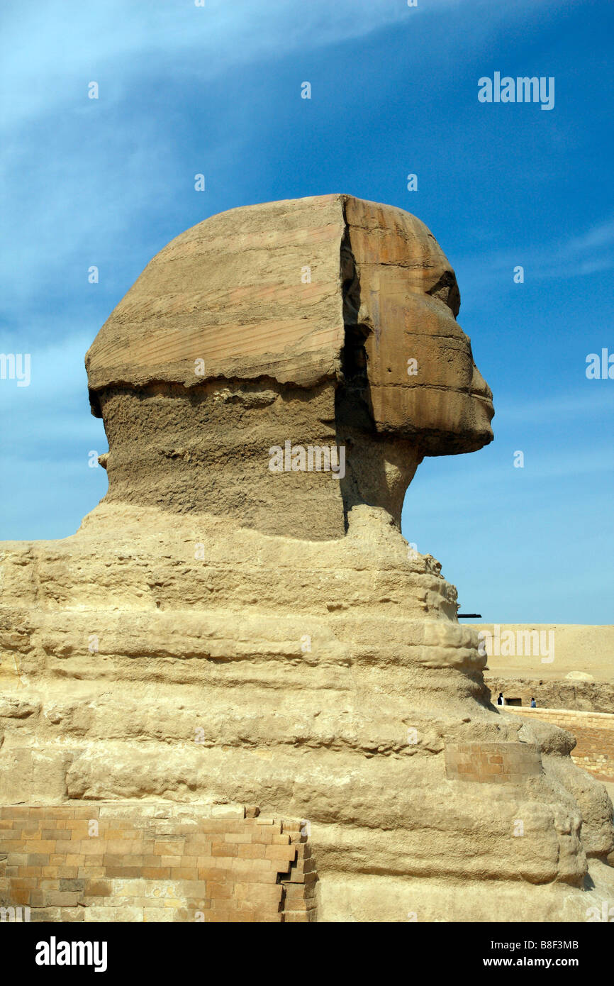 The Sphinx near the Pyramid of Chephren and the Great Pyramid of Cheops ...